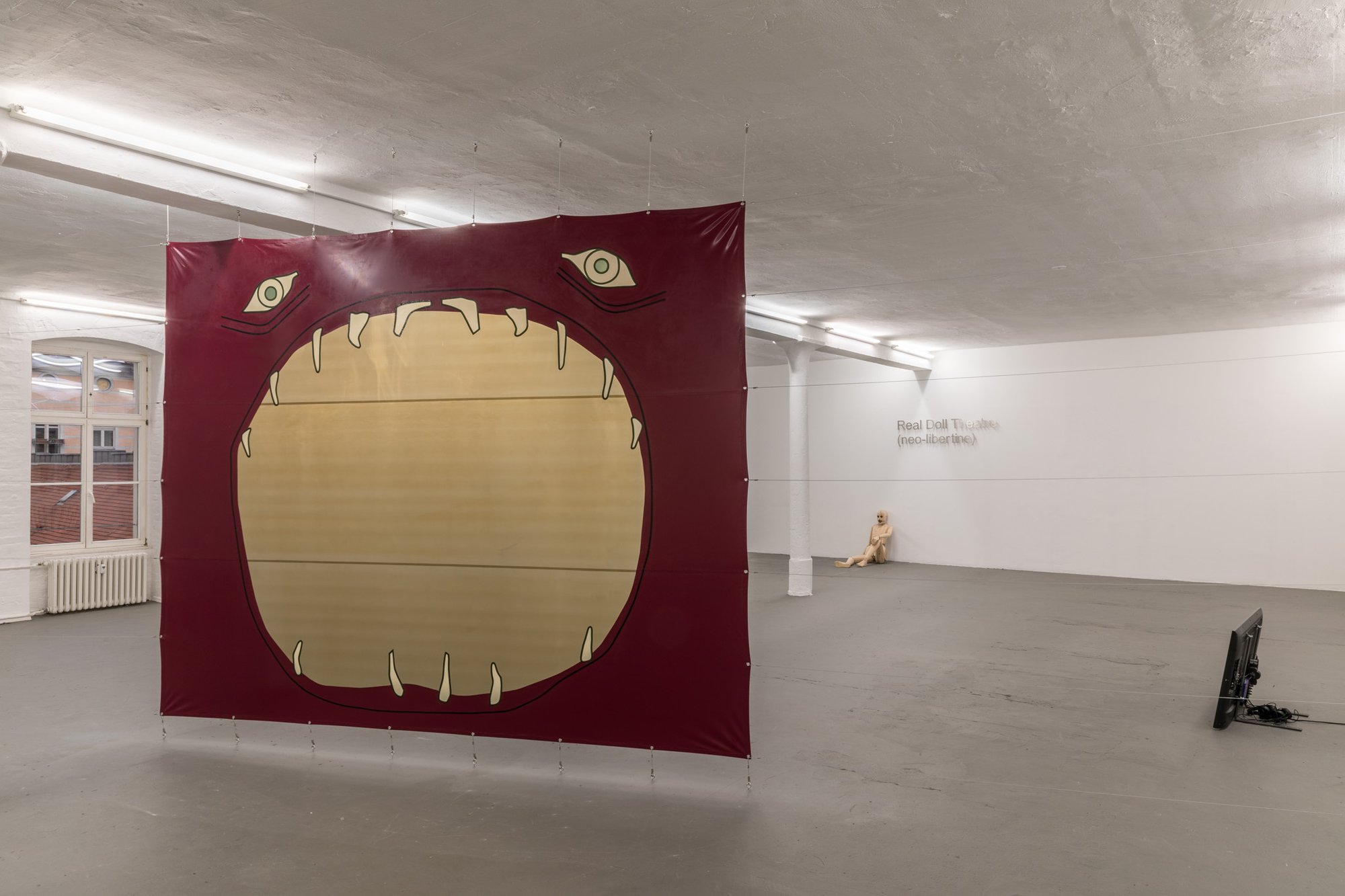 Sidsel Meineche Hansen, Installation view, Real Doll Theatre, KW, Berlin, 2018