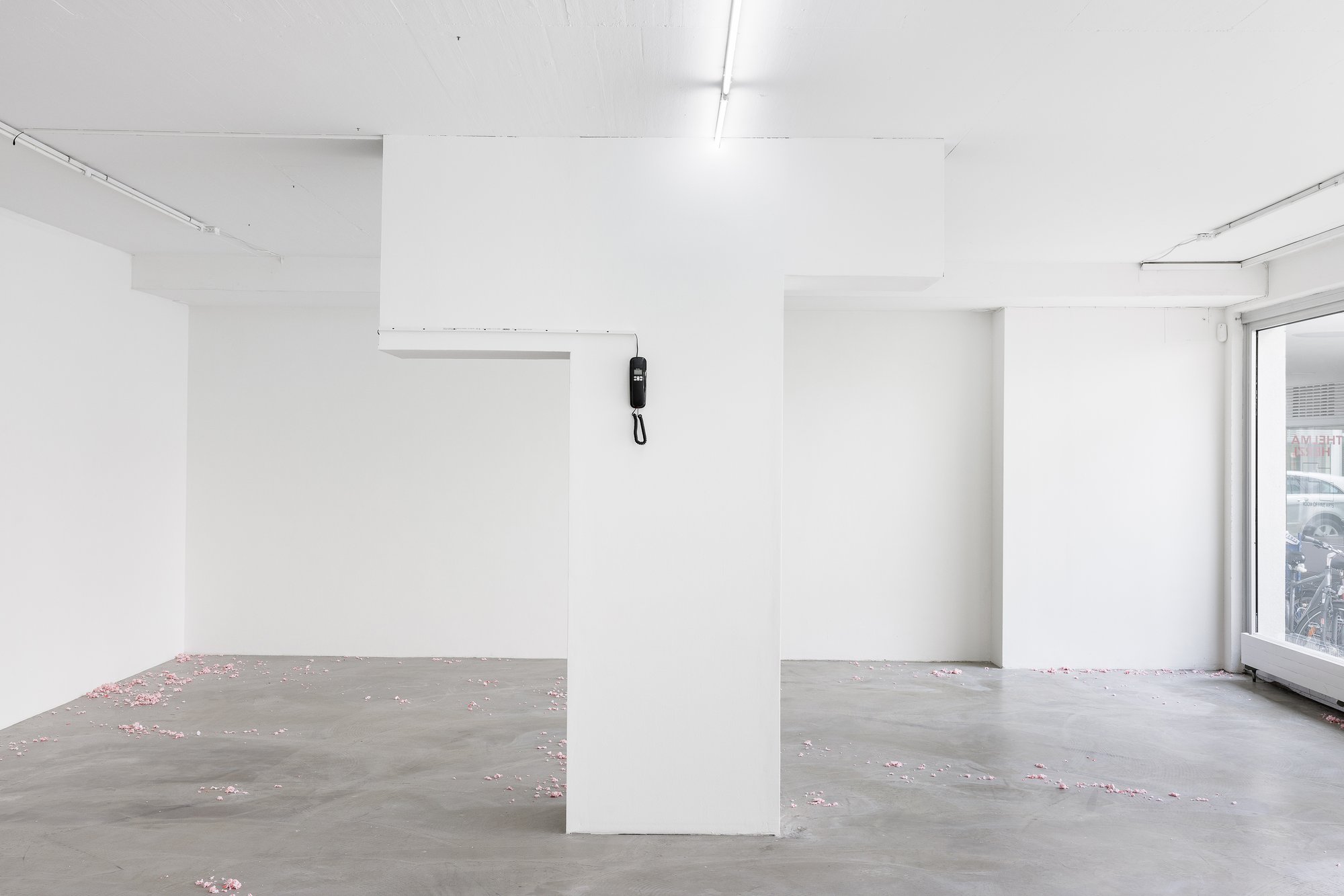 Installation view, Iris Touliatou, appendage, Grazer Kunstverein, Graz, 2022